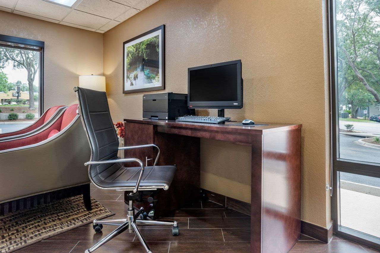 Comfort Suites Tallahassee Capitol - University Area Eksteriør billede