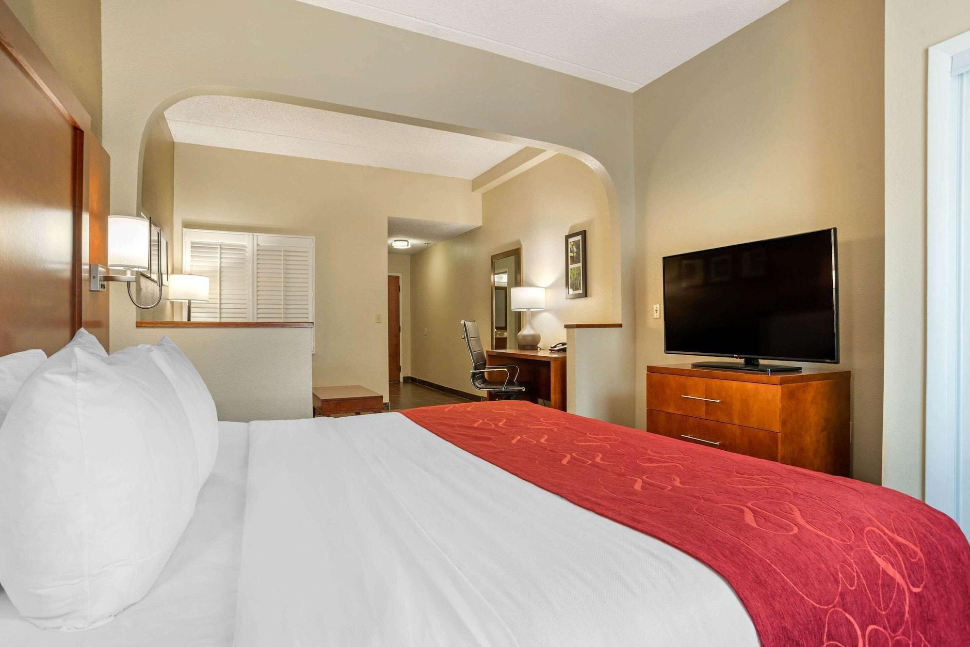 Comfort Suites Tallahassee Capitol - University Area Eksteriør billede