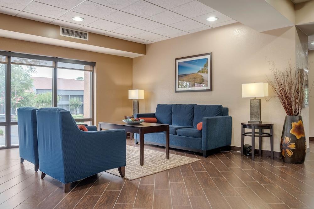 Comfort Suites Tallahassee Capitol - University Area Eksteriør billede