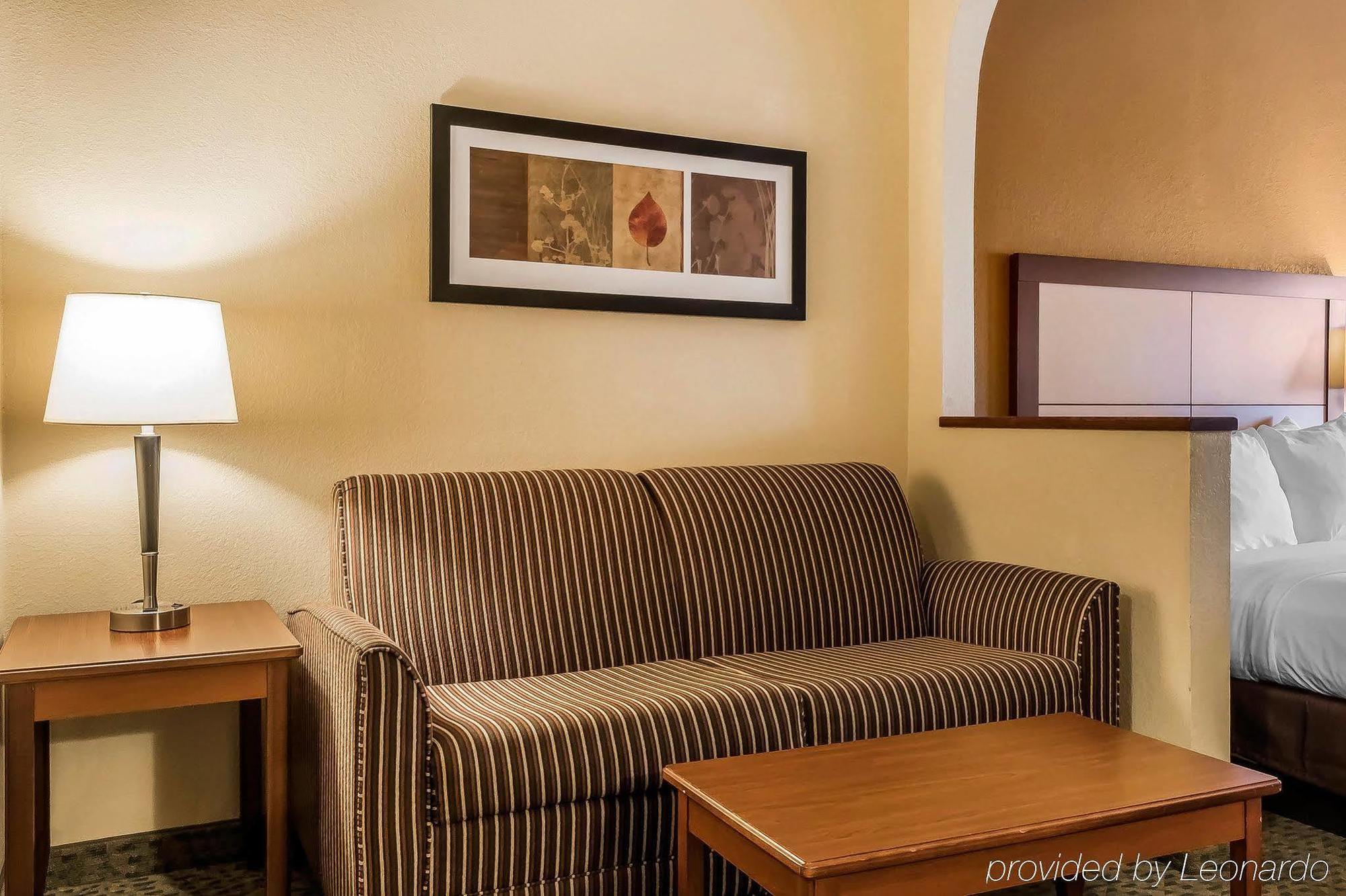Comfort Suites Tallahassee Capitol - University Area Eksteriør billede